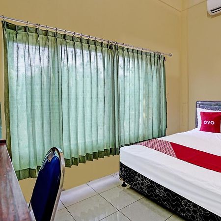 Oyo 91572 Kost Esklusif Barokah Hotel ปาซูรูอัน ภายนอก รูปภาพ